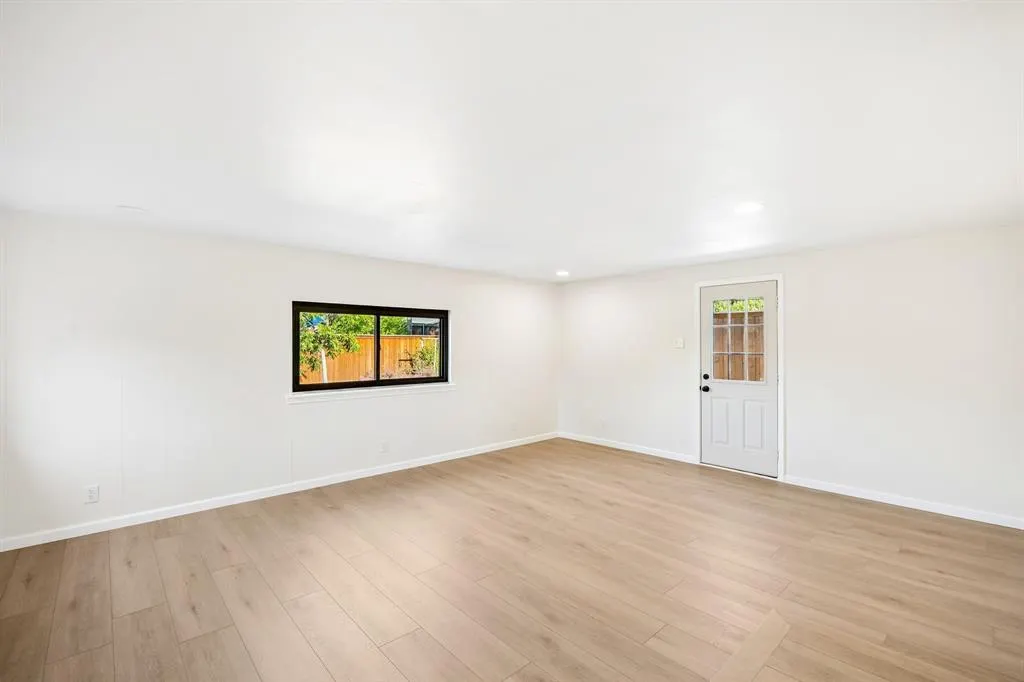 13935 Stardust Lane