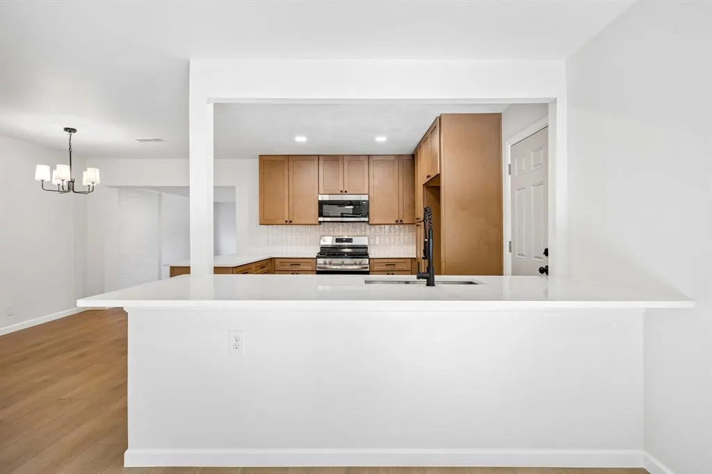 13935 Stardust Lane