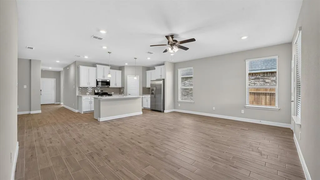 125 RINGTRAIL Drive