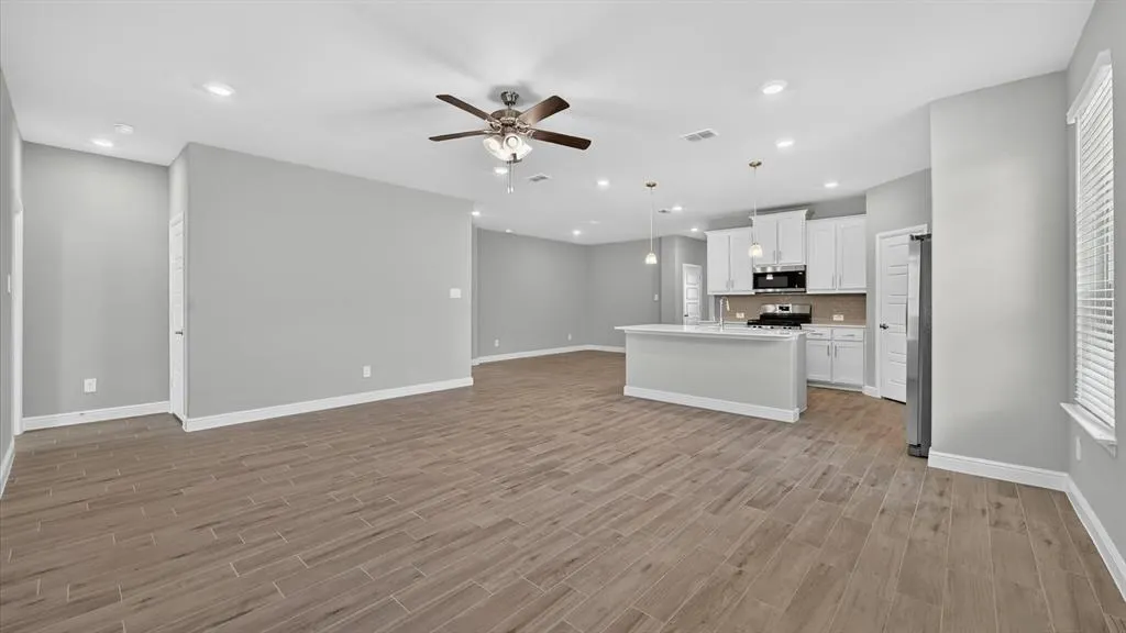 125 RINGTRAIL Drive
