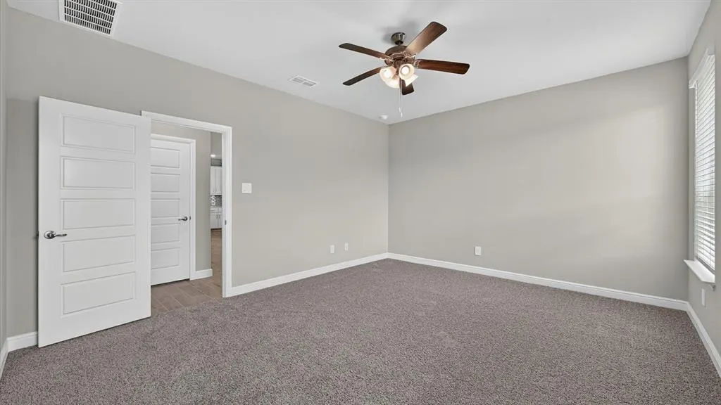 125 RINGTRAIL Drive