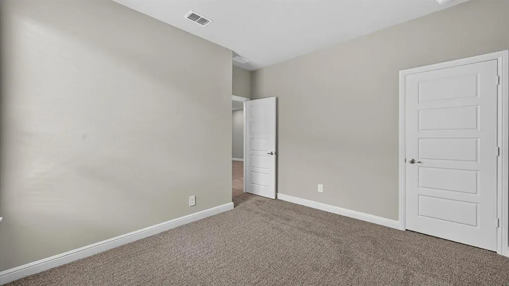125 RINGTRAIL Drive