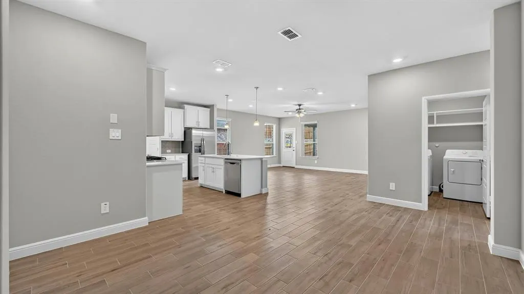125 RINGTRAIL Drive