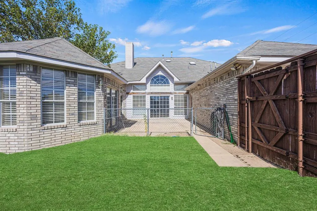822 Sycamore Creek Road
