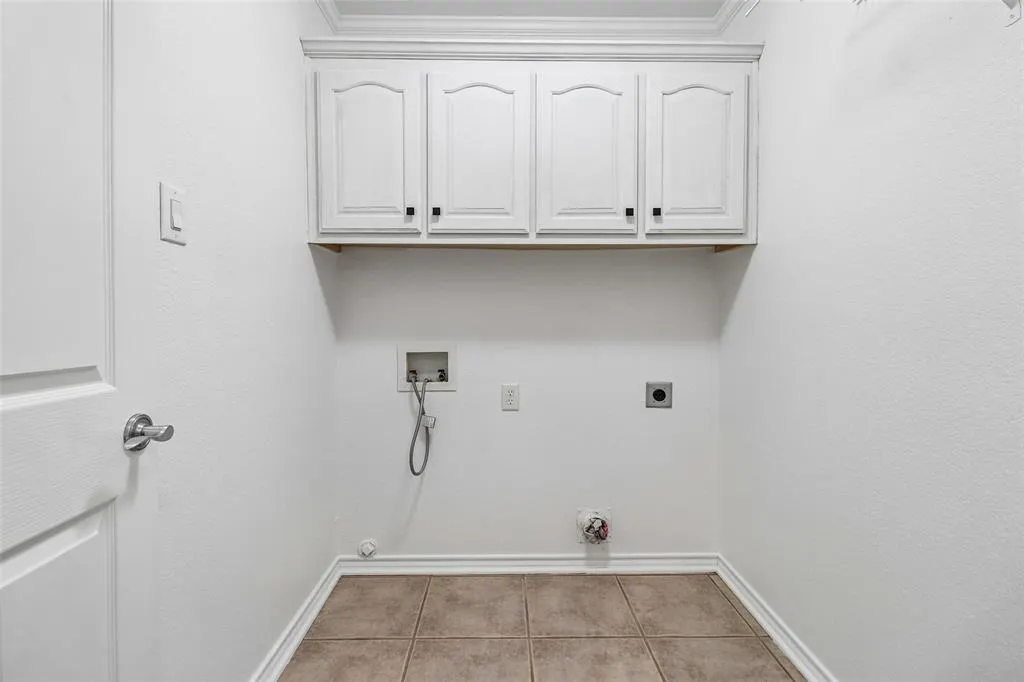 11727 County Road 213
