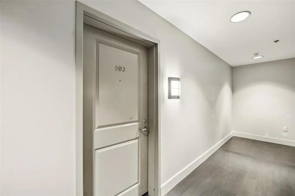1200 Main Street #503