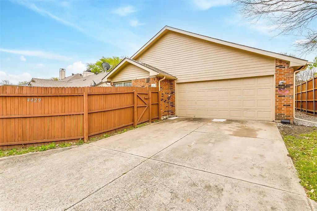 4429 Junction Drive