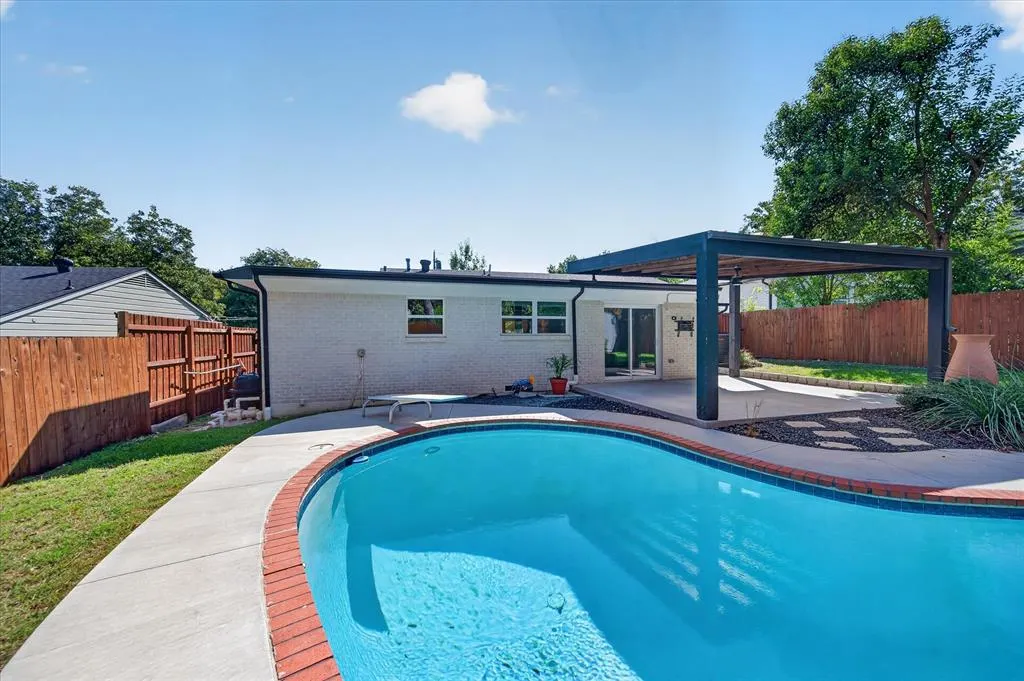 721 Owensons Drive