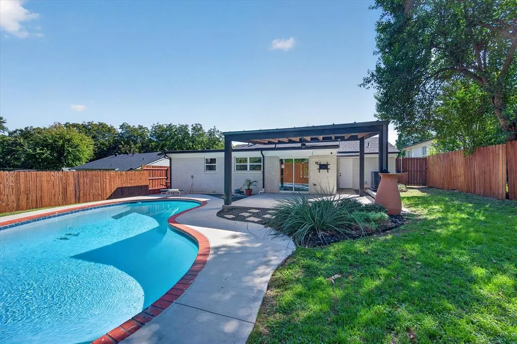 721 Owensons Drive