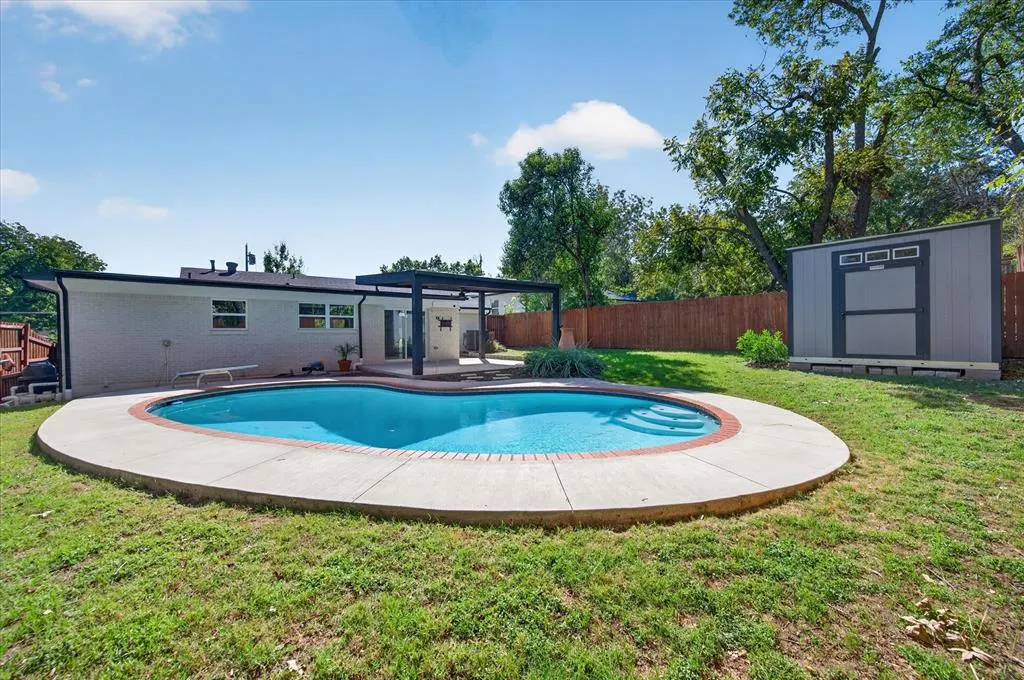 721 Owensons Drive