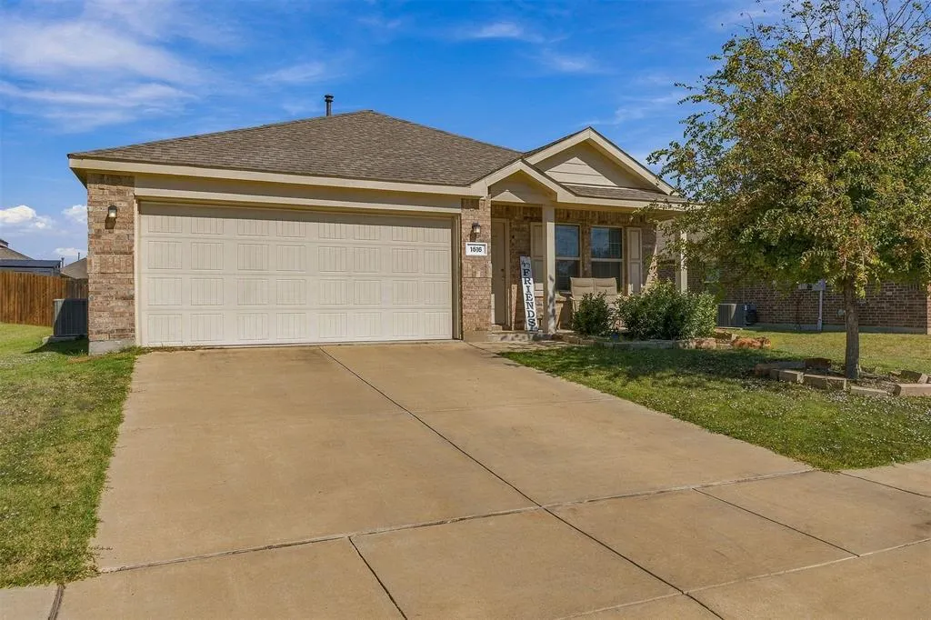 1516 Stonefield Drive