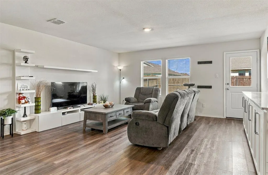 1516 Stonefield Drive