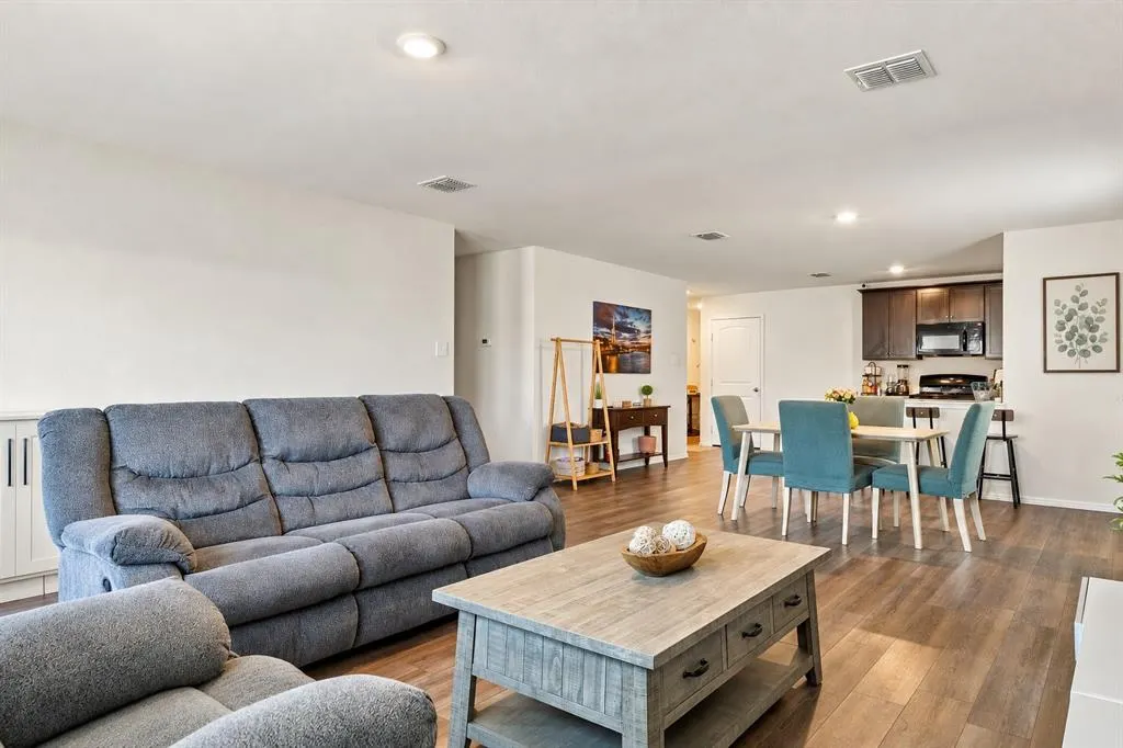 1516 Stonefield Drive