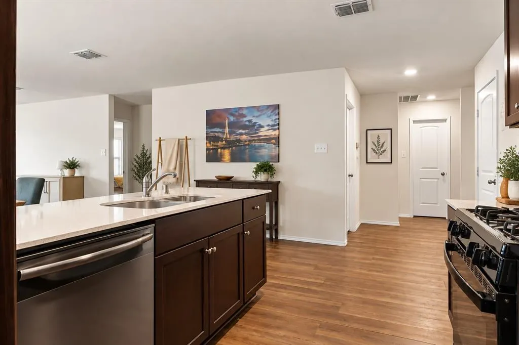 1516 Stonefield Drive