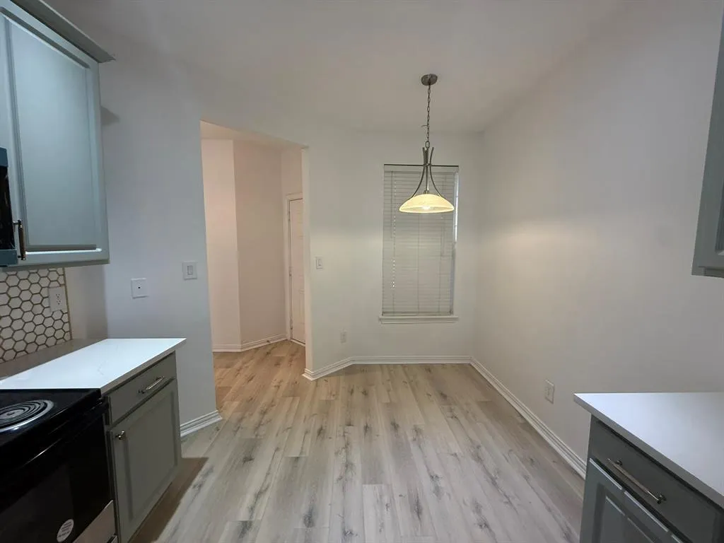10017 Dryden Lane