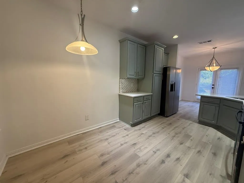 10017 Dryden Lane