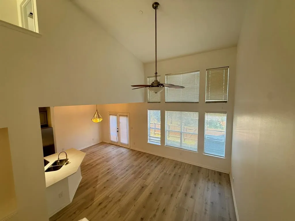 10017 Dryden Lane