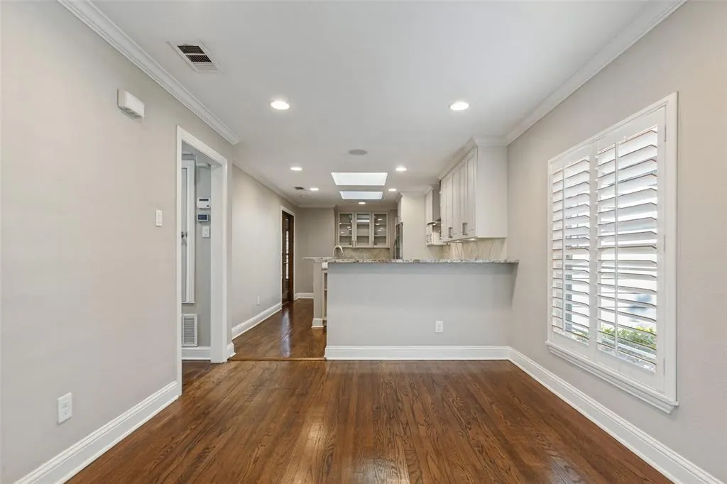 6507 Starling Circle
