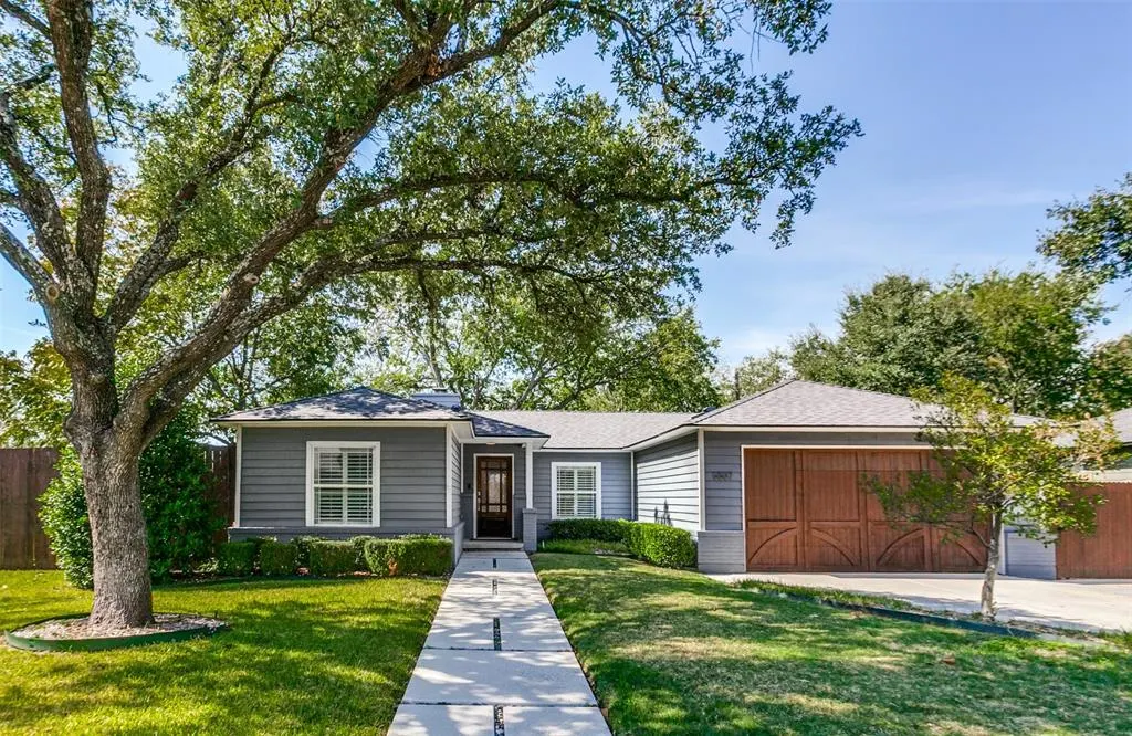 6507 Starling Circle