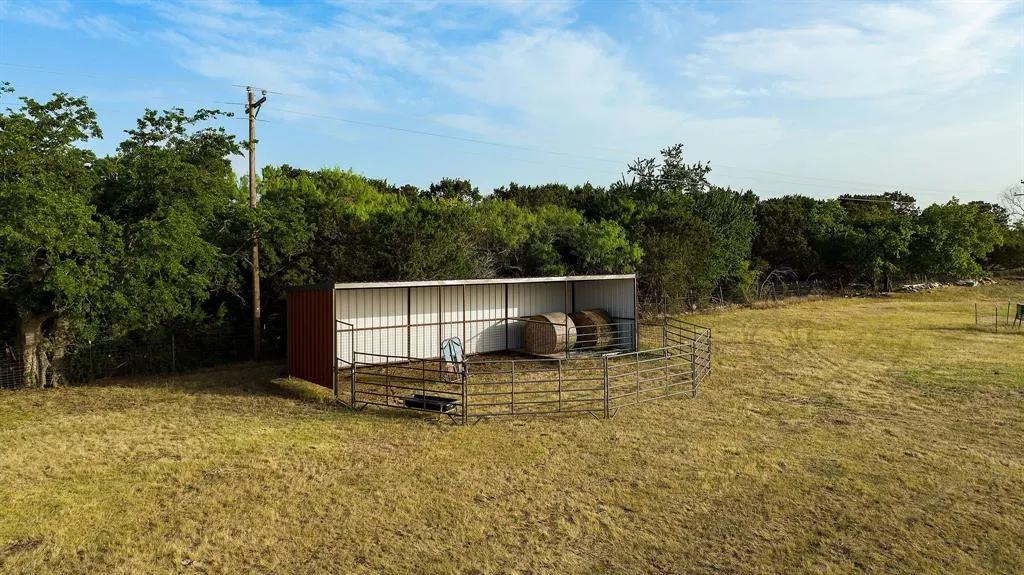 1095 Austin Hines Drive