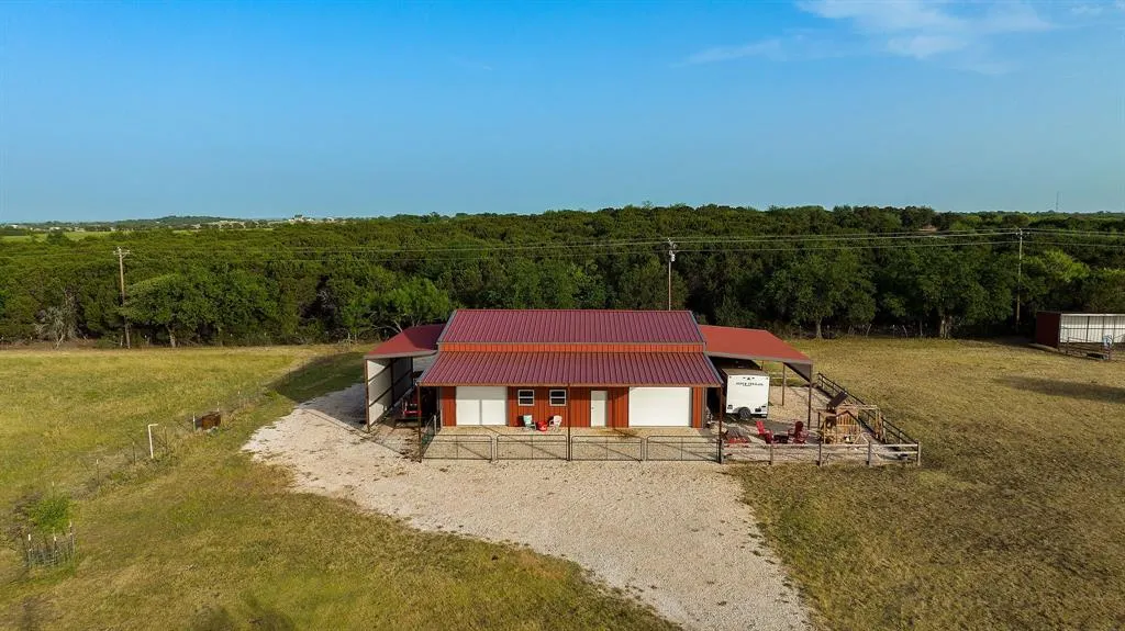 1095 Austin Hines Drive
