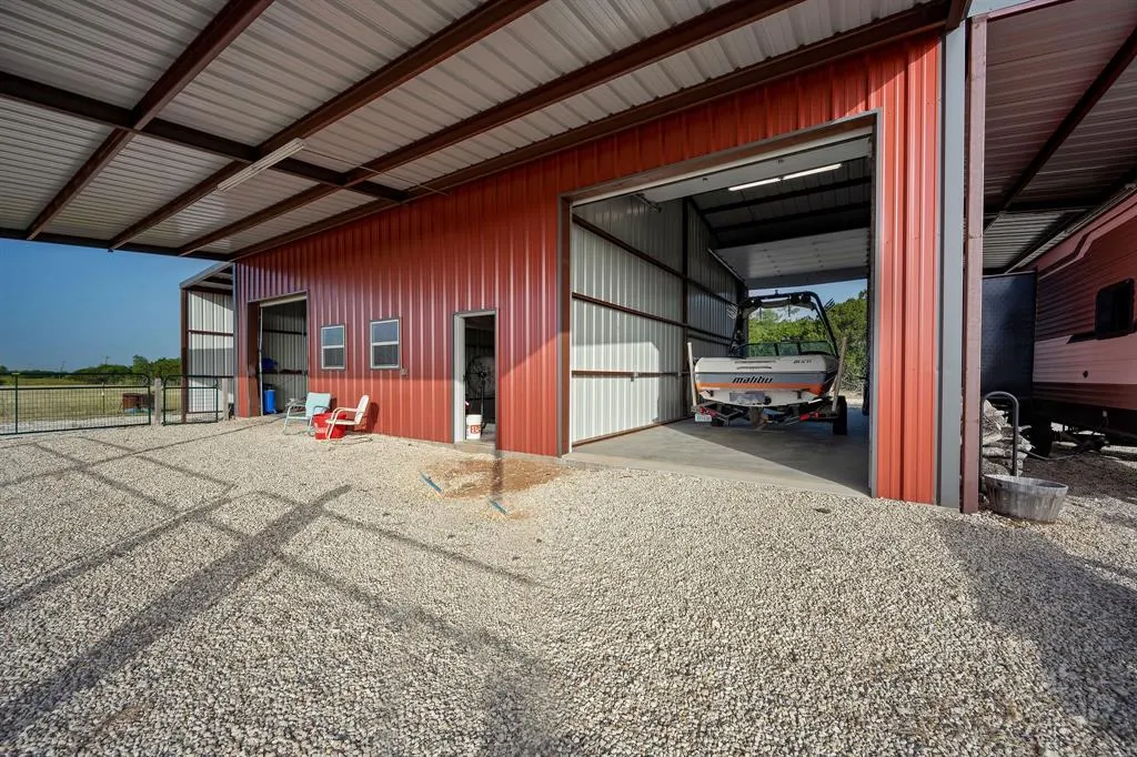 1095 Austin Hines Drive