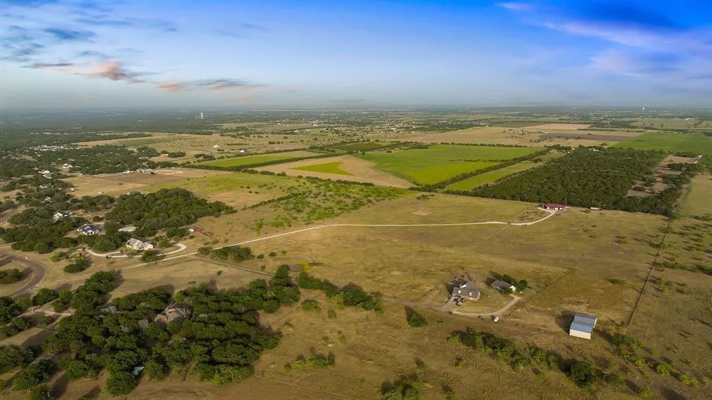 1095 Austin Hines Drive