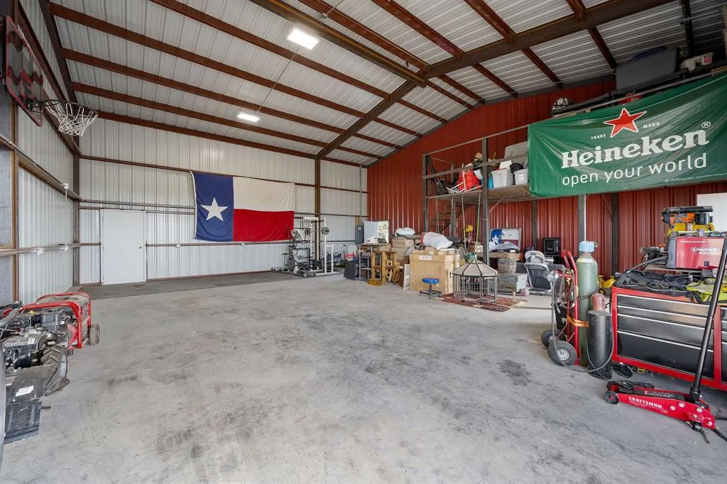 1095 Austin Hines Drive