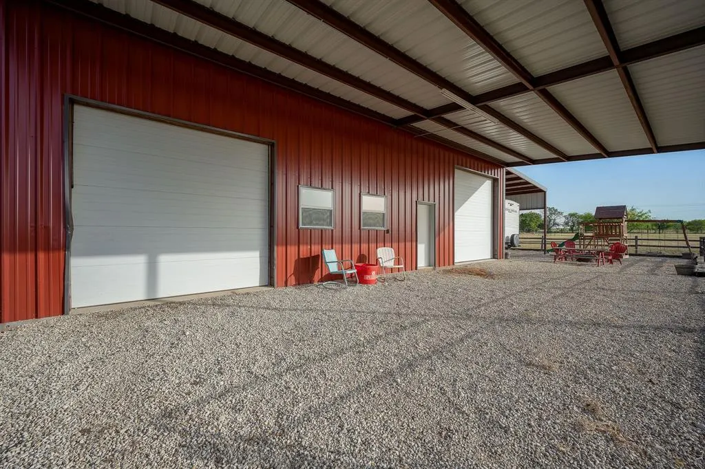 1095 Austin Hines Drive
