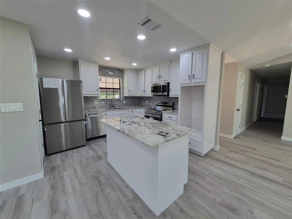 2029 Roberts Drive