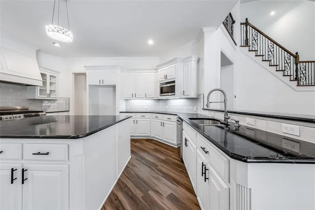 1207 Silentbrook Court
