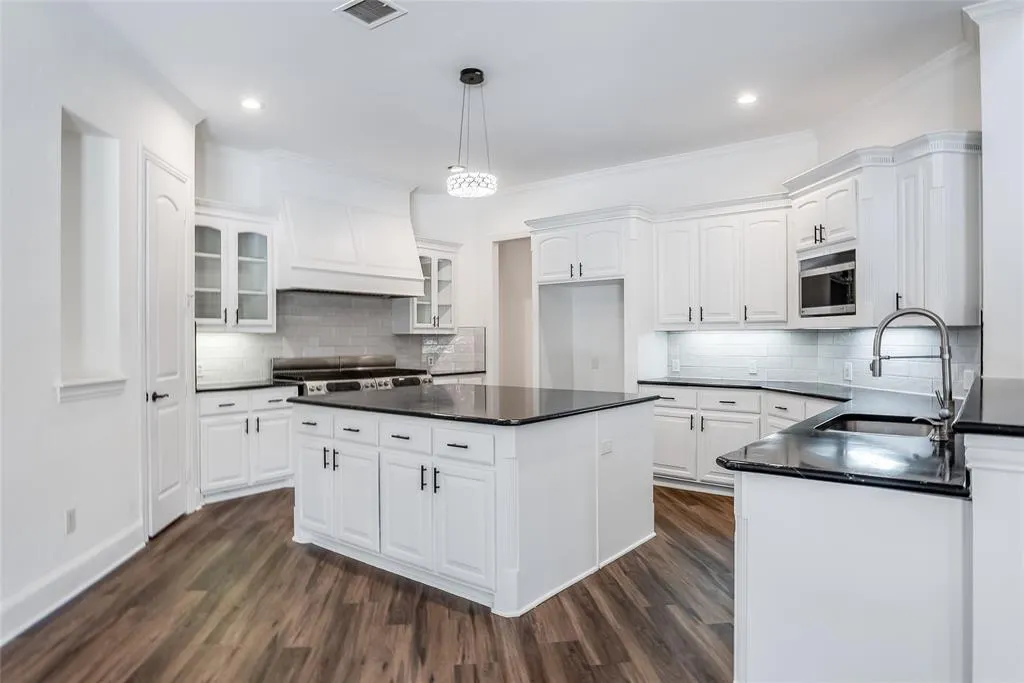 1207 Silentbrook Court