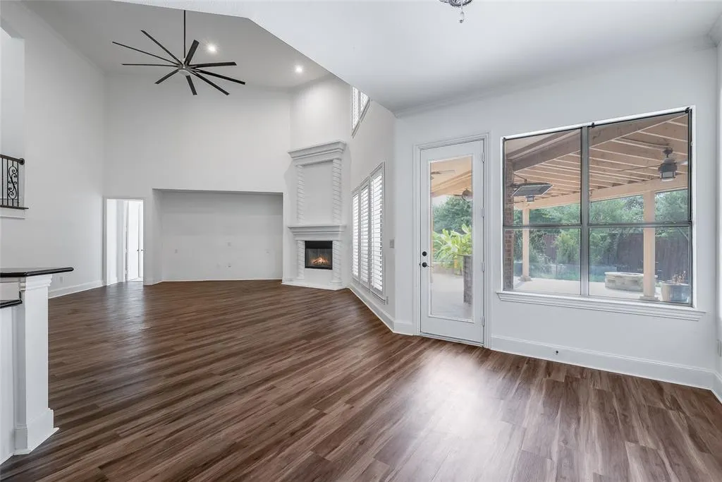 1207 Silentbrook Court