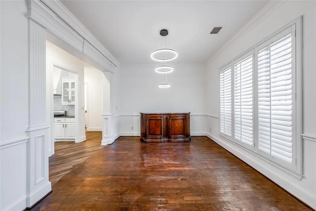1207 Silentbrook Court