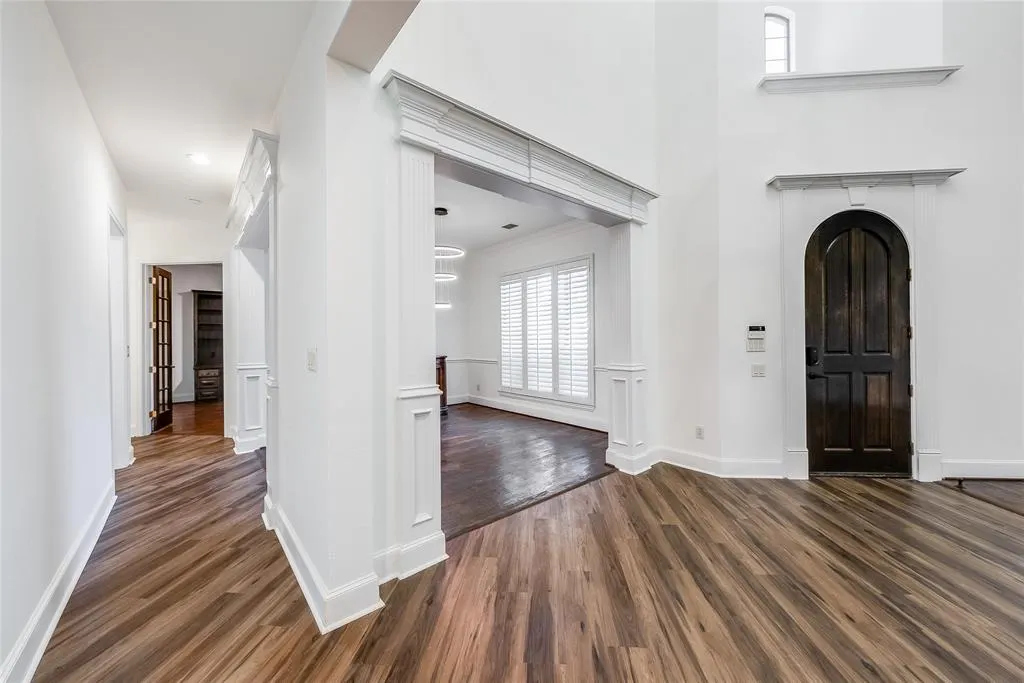 1207 Silentbrook Court