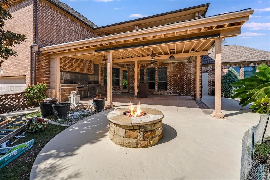 1207 Silentbrook Court