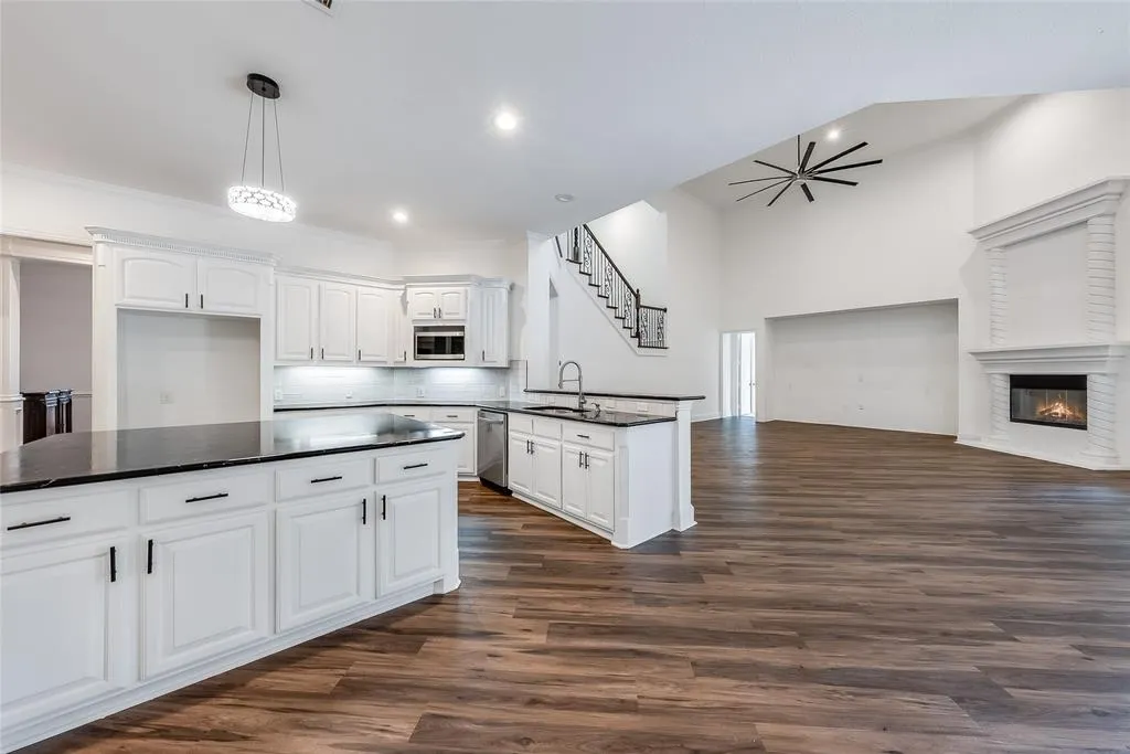 1207 Silentbrook Court