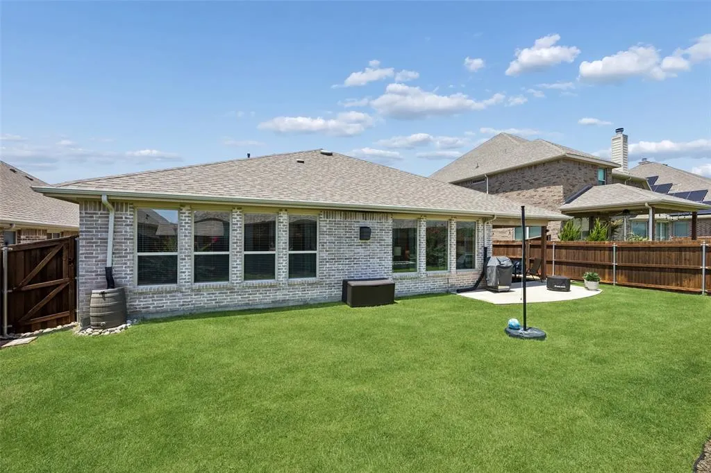 1321 Meridian Drive