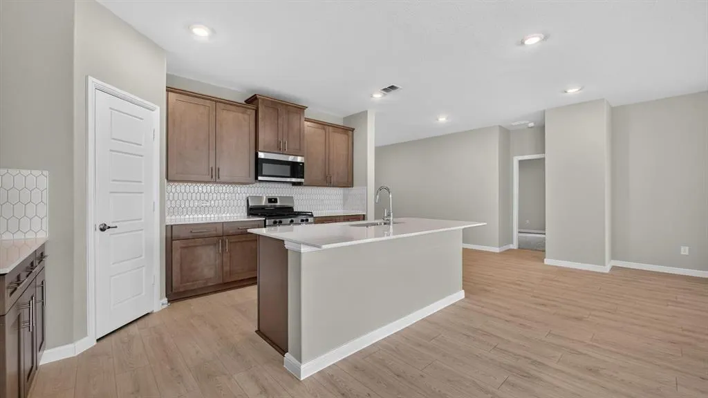 126 BLACKBRUSH Court