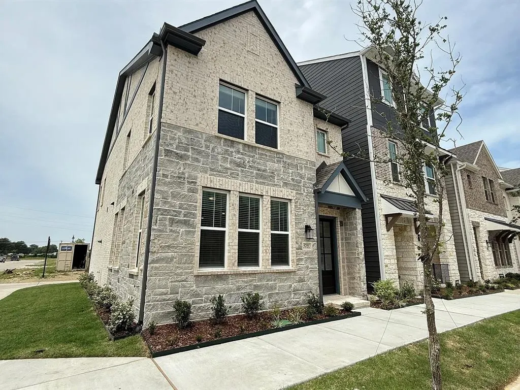 4201 Ruth Road