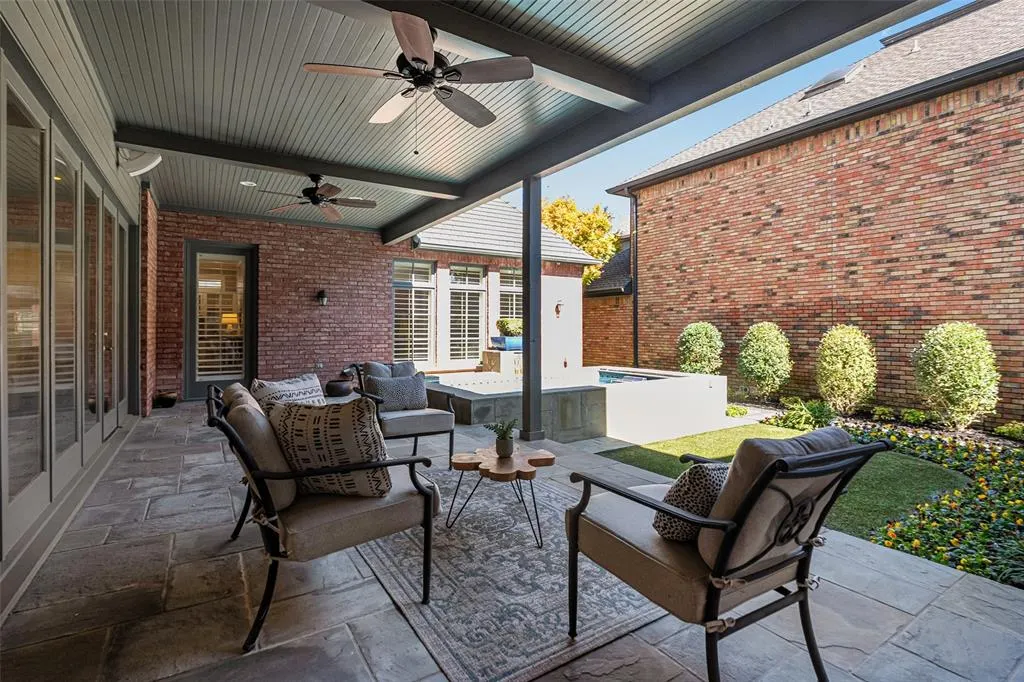 7404 Glen Albens Circle