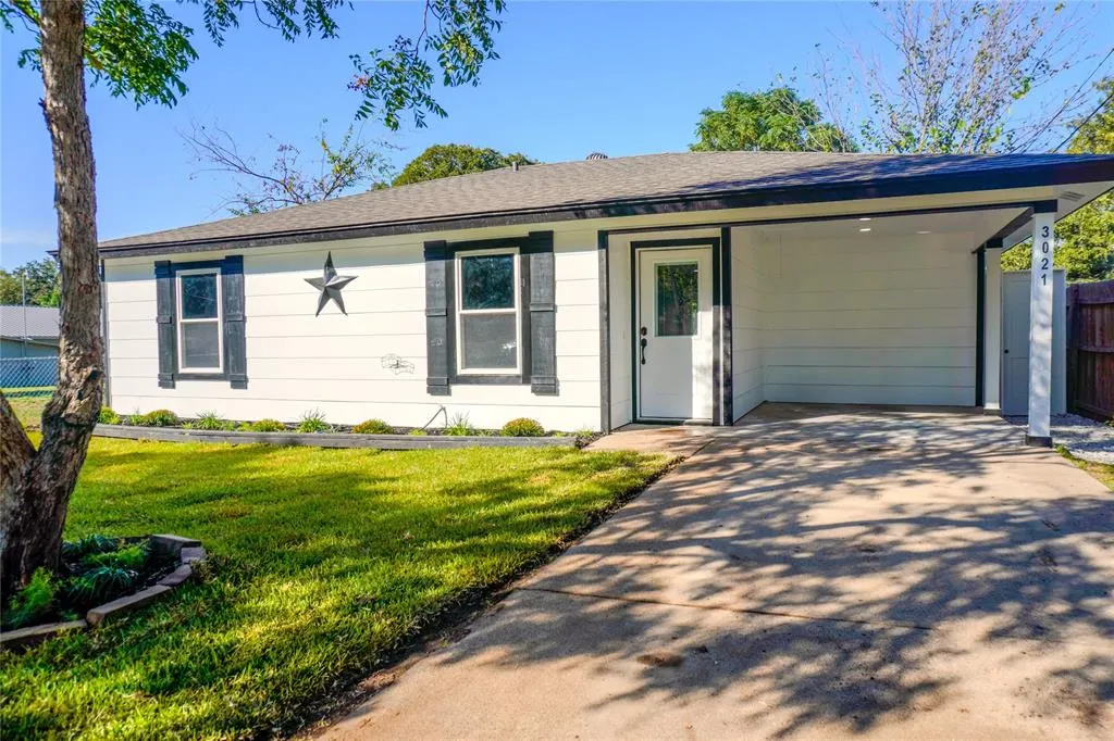 3021 Delaware Trail