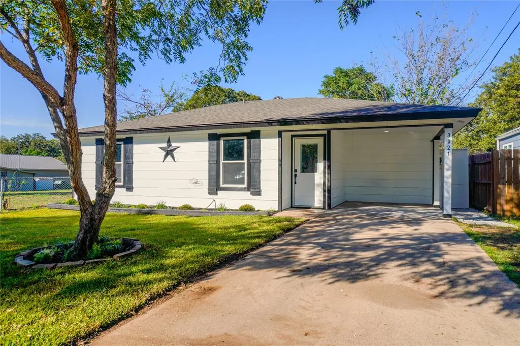 3021 Delaware Trail