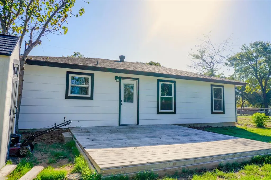 3021 Delaware Trail