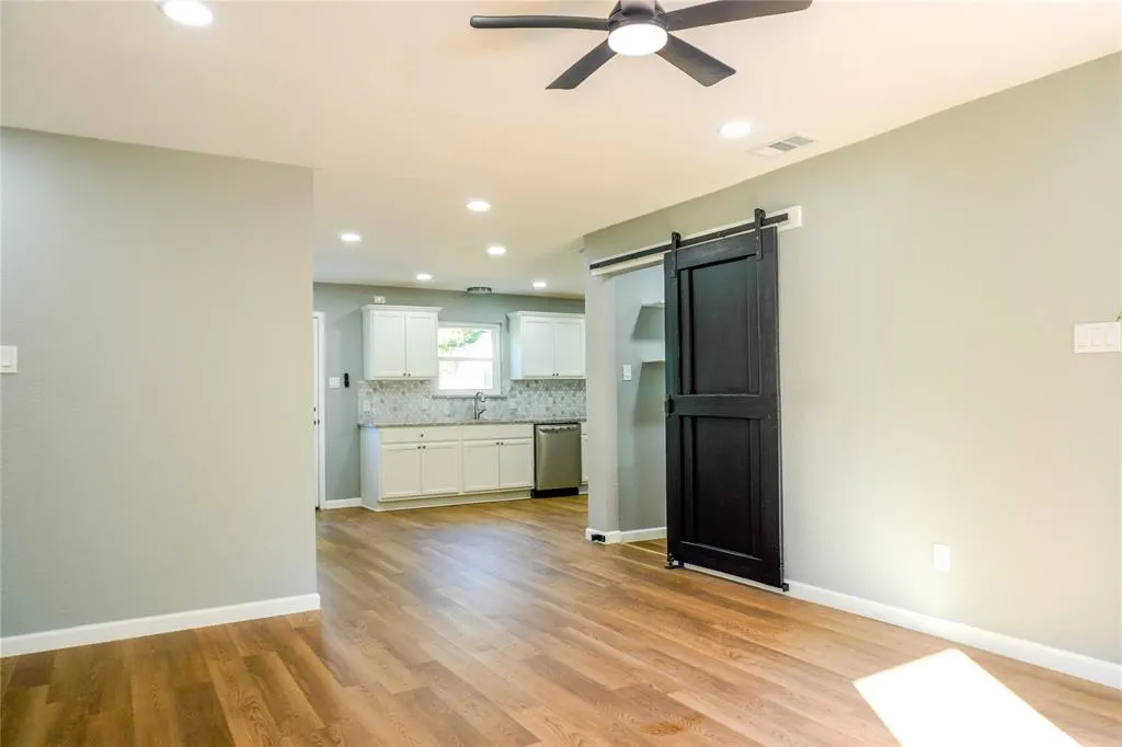 3021 Delaware Trail