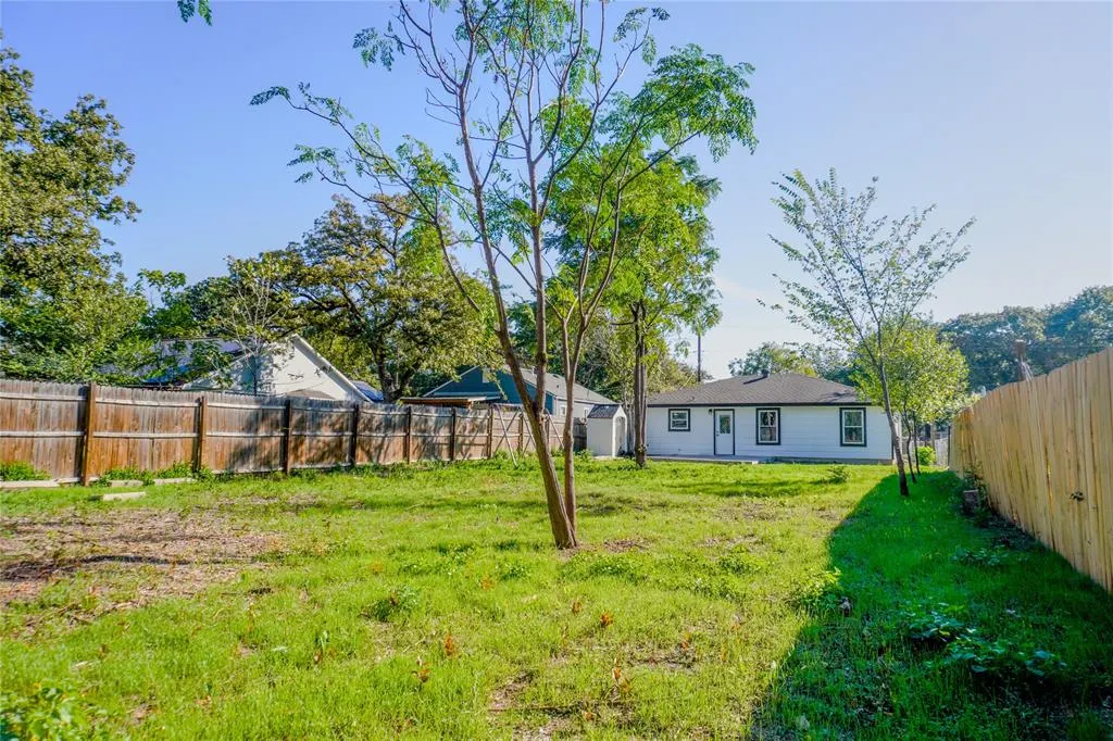 3021 Delaware Trail