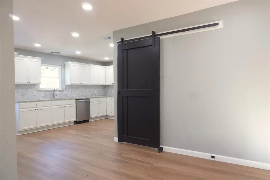 3021 Delaware Trail