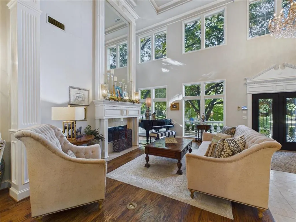3011 Country Club Drive