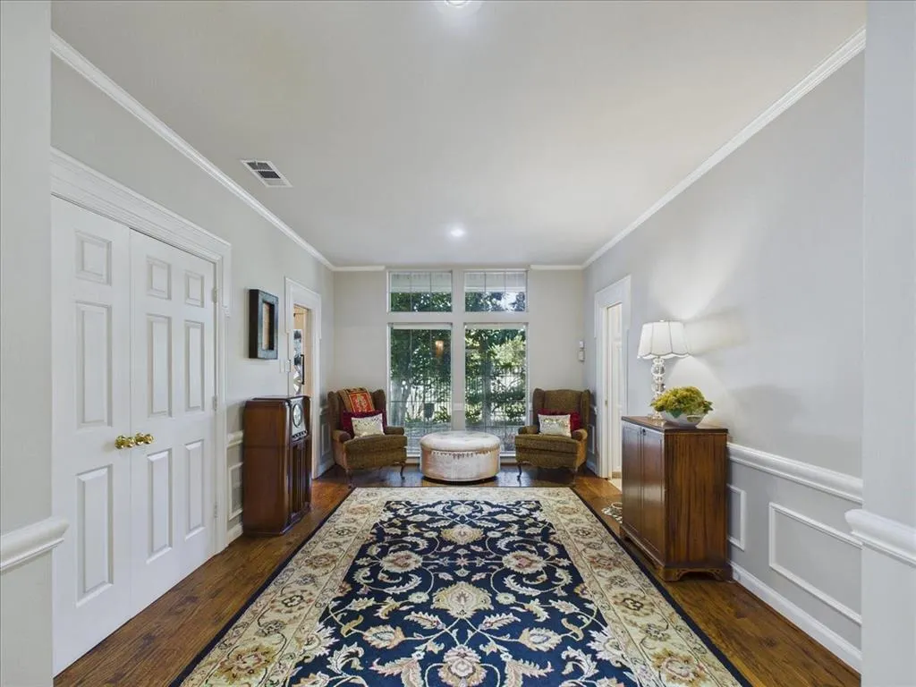 3011 Country Club Drive