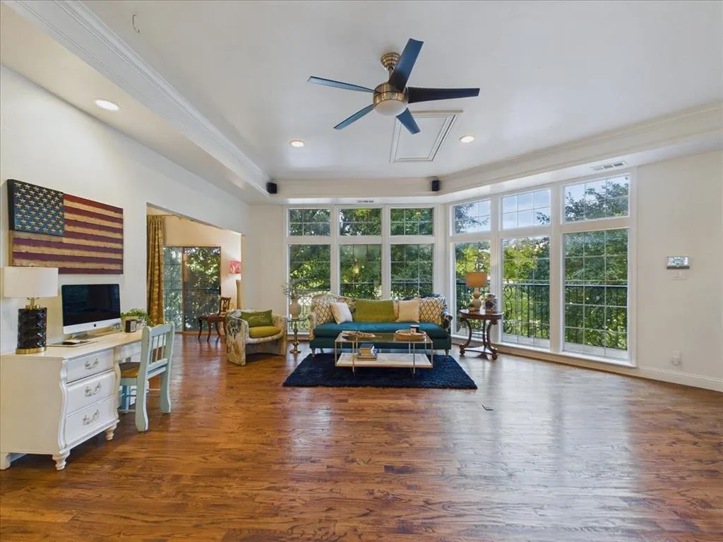3011 Country Club Drive
